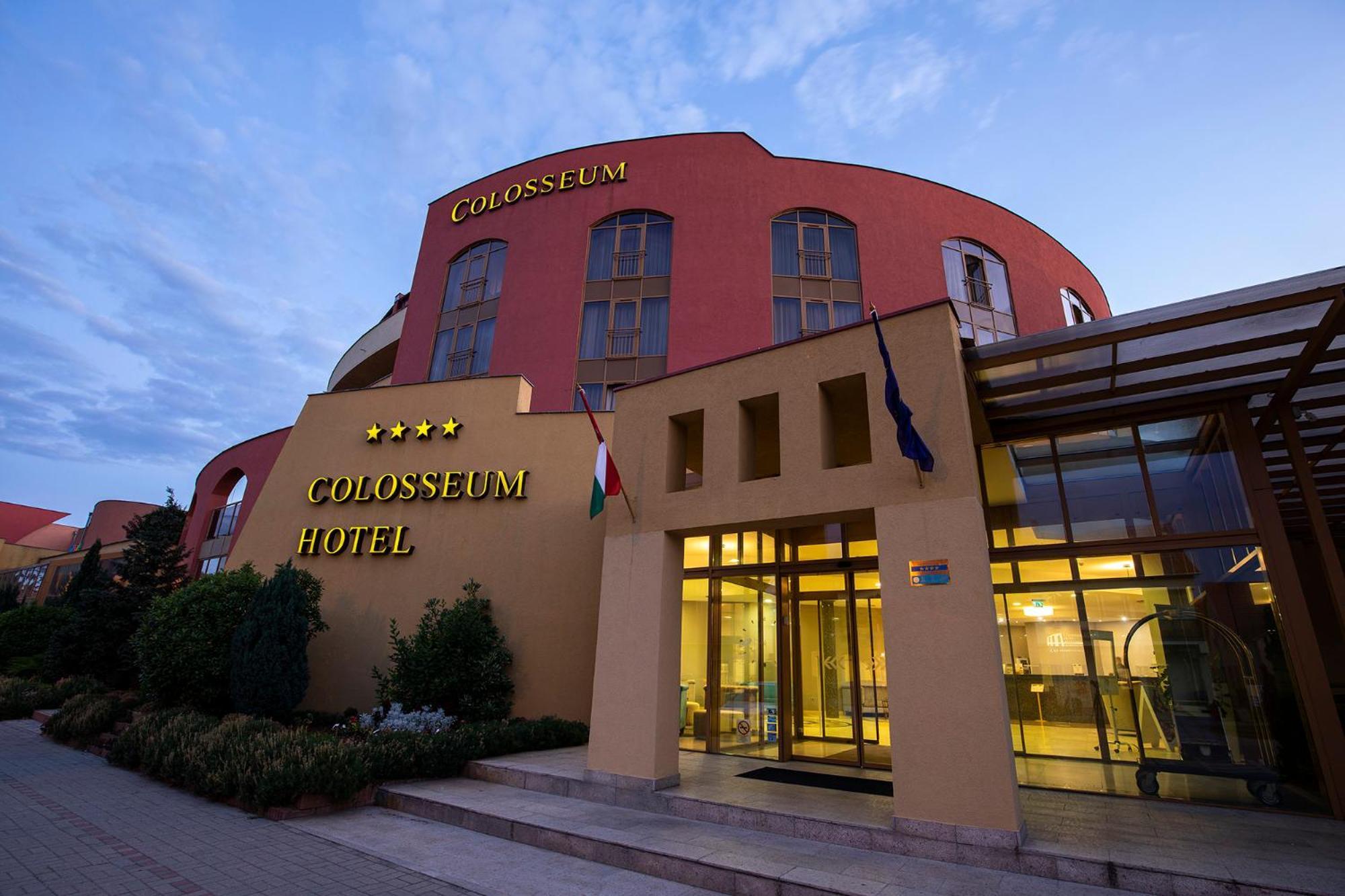 Colosseum Hotel Mórahalom Exterior foto